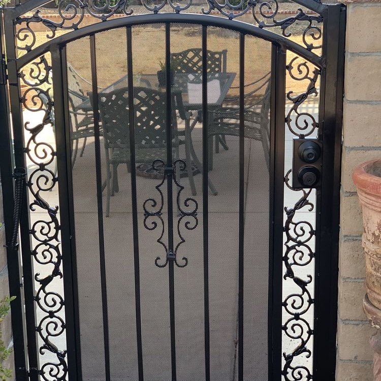 Fence and Gate Services in Ontario, CA